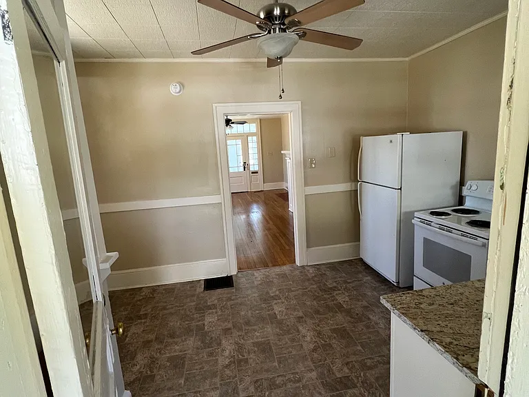 37 Sand Hill Rd — Photo 4