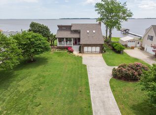 134 E Canvasback Dr, Currituck, NC 27929