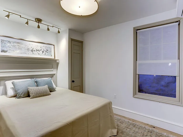 1416 Potomac Ave SE #2 — Photo 12