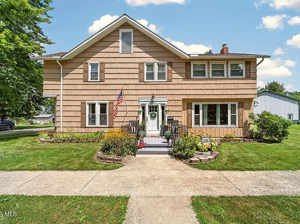 402 E Zimmerman St, Forest, OH 45843