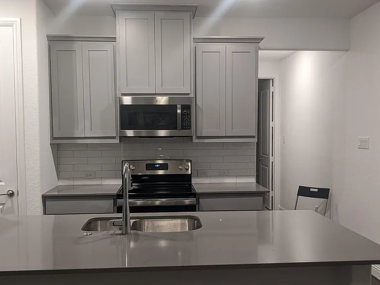 5317 Summer Shade Ln #2 — Photo 1