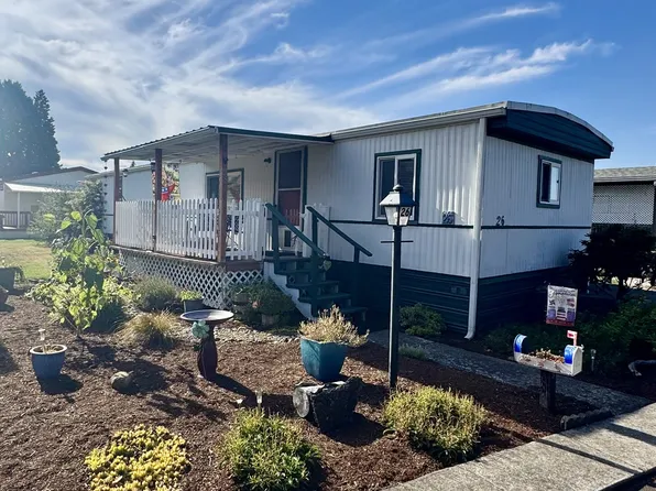 1225 W 10th Ave Unit 26, Junction City, OR 97448