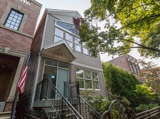 1313 W Wolfram St, Chicago, IL 60657