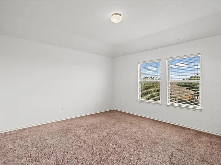 15105 Verela Dr — Photo 11
