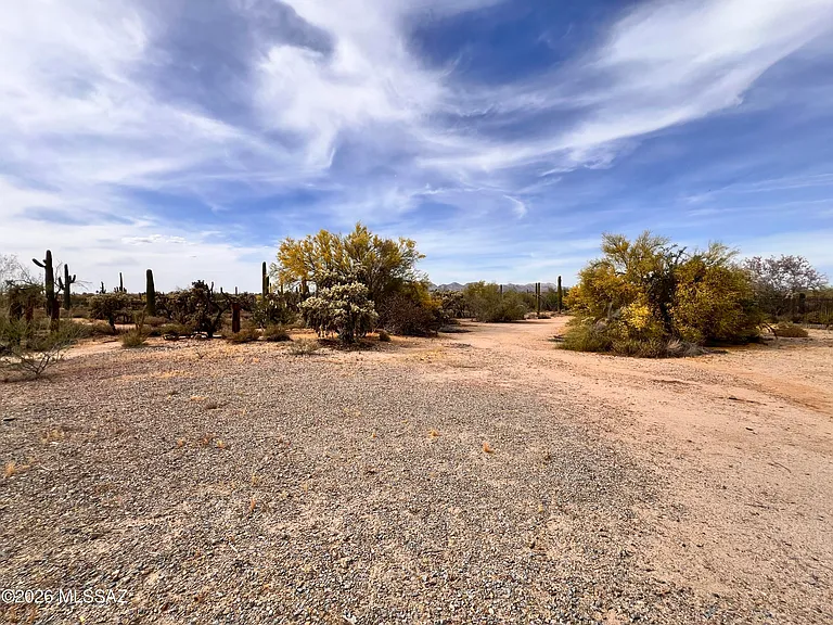 8751 N Burke Dr — Photo 14