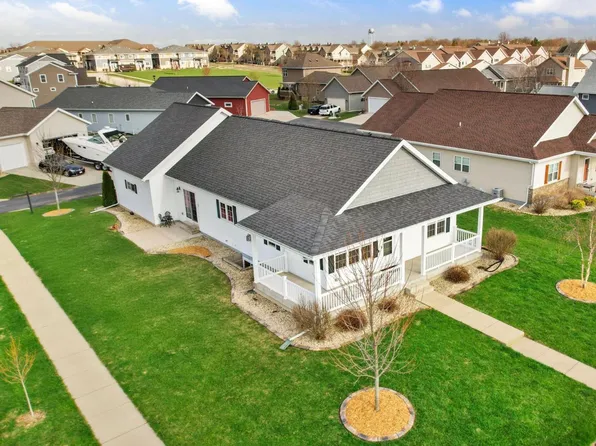 1326 Continental Way, Sun Prairie, WI 53590