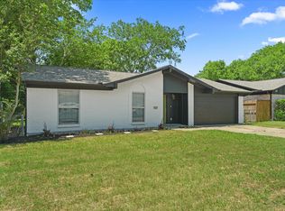 1222 Saturn St, Cedar Hill, TX 75104