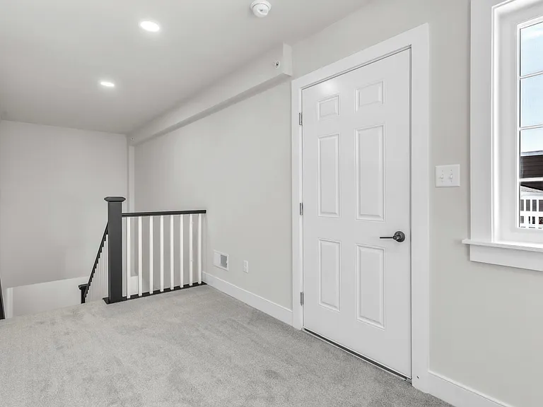 509 High Crescent Rd — Photo 27