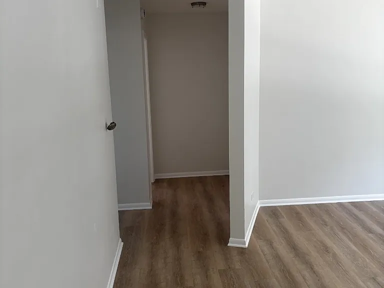 1326 Brown St — Photo 4