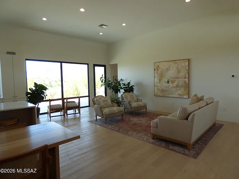 5721 E Paseo Cocospera — Photo 8