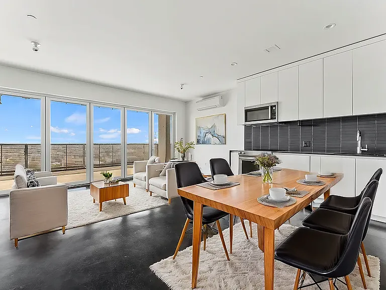 271 Lenox Rd #5-C — Photo 1