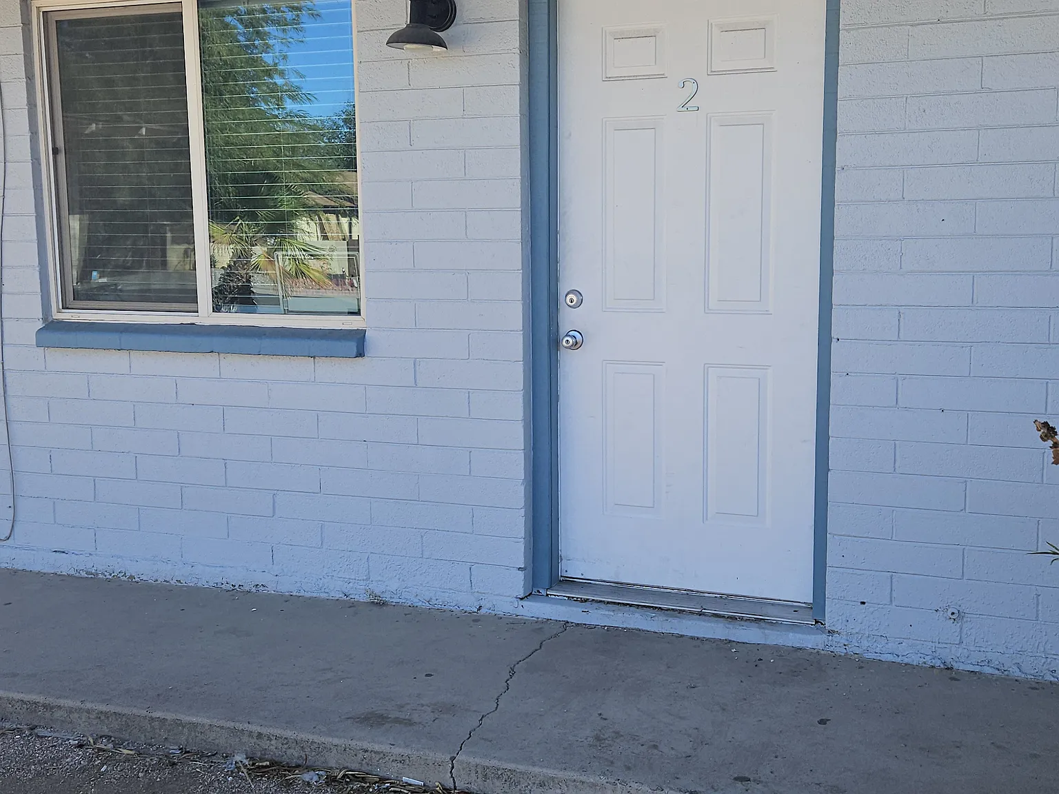 2 bed, 740 sqft, $1,175 — Photo 2