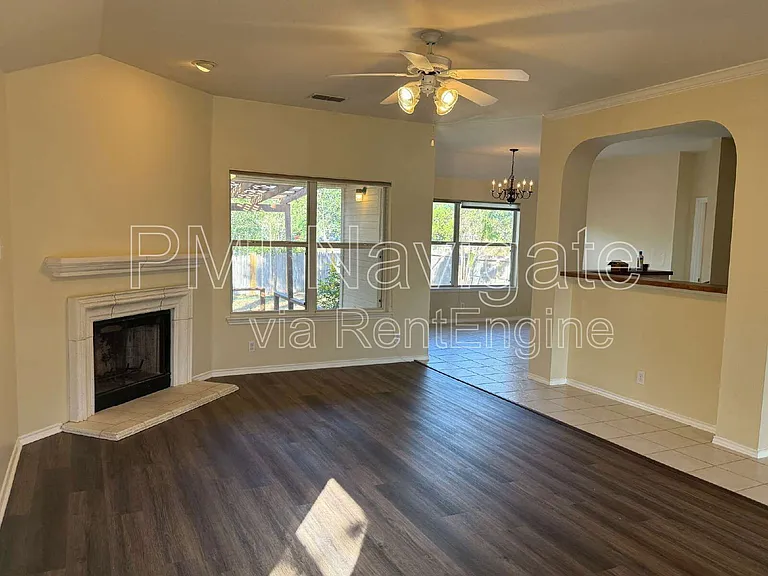 827 Visor Dr — Photo 3