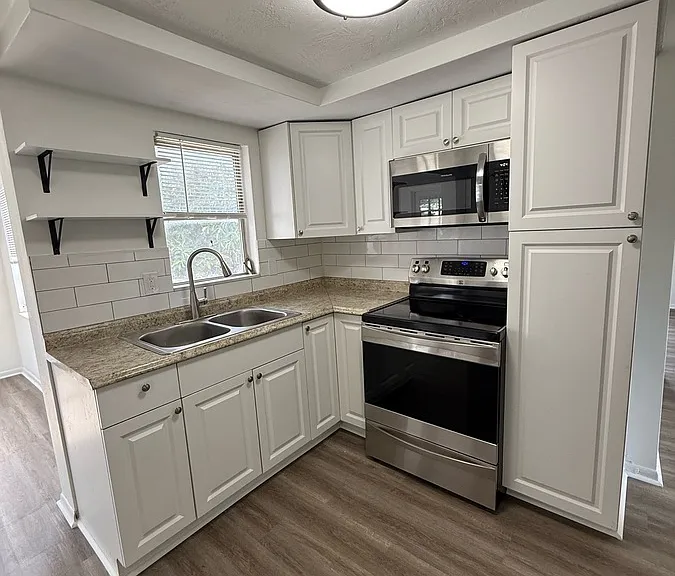 5020 Vickers Dr — Photo 12