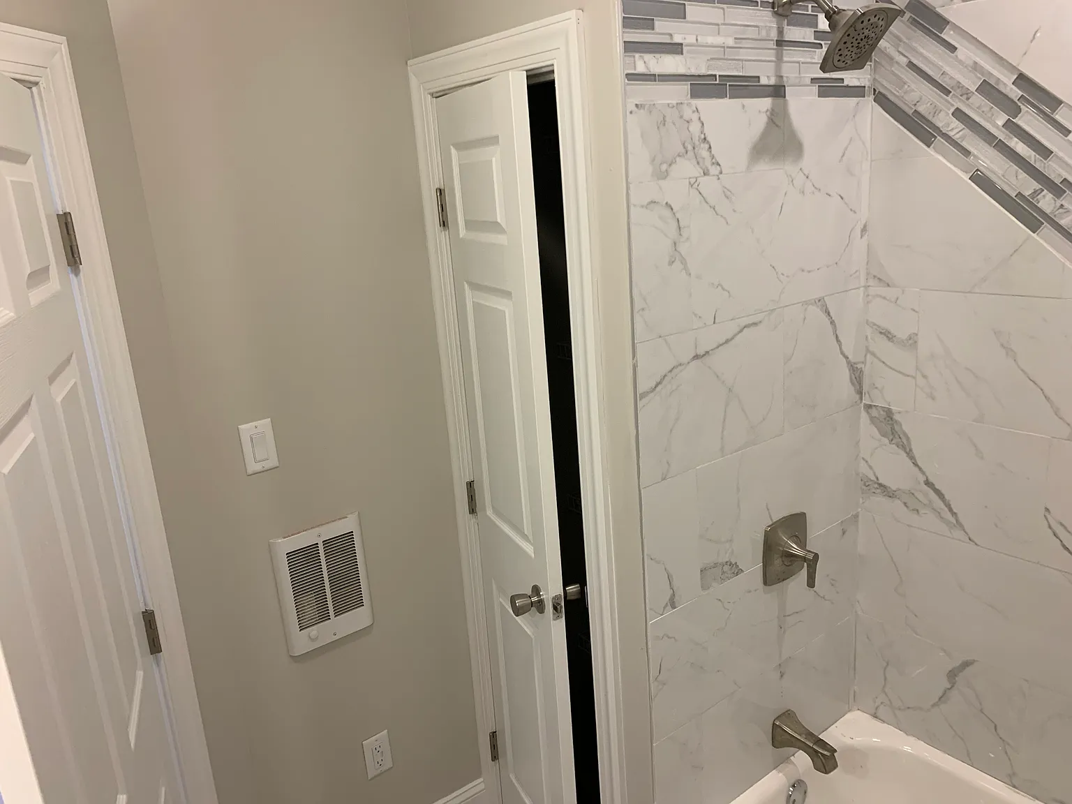 1 bed, $1,000 — Photo 3