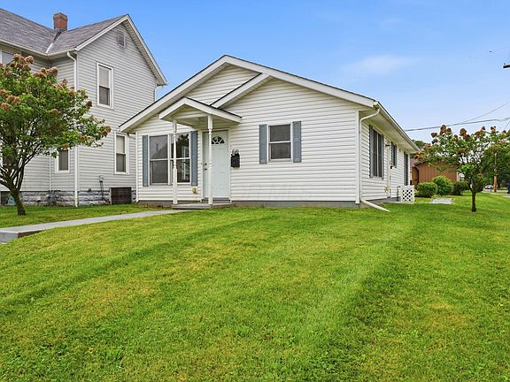 3rd image of 681 Maple Ave