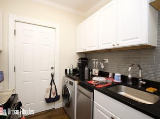 3823 N Greenview Ave #3ME, Chicago, IL 60613