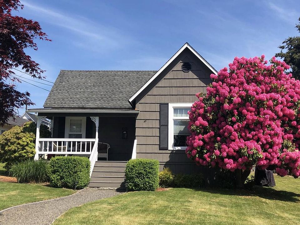 1st image of 421 Avenue J
