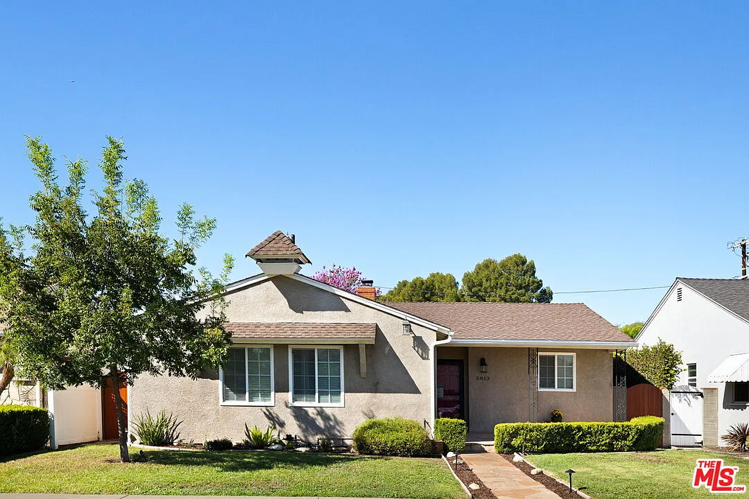 3 bed, 2.0 bath, 1663 sqft, $5,400 — Photo 1