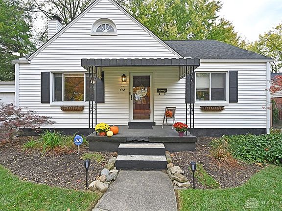 5th image of 612 Oakview Dr