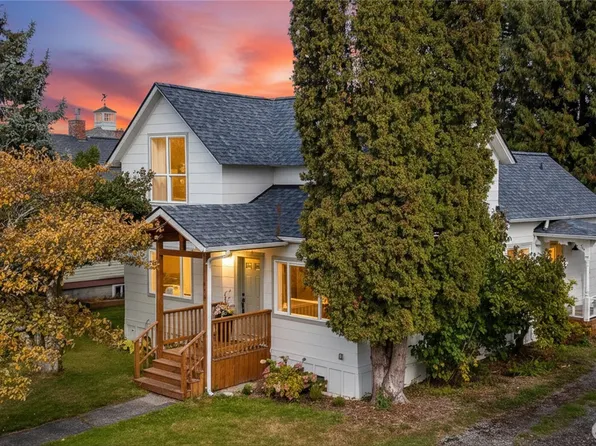 942 3rd Street, Blaine, WA 98230