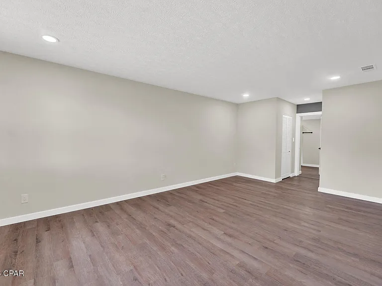 1408 Wilmont Ave — Photo 15