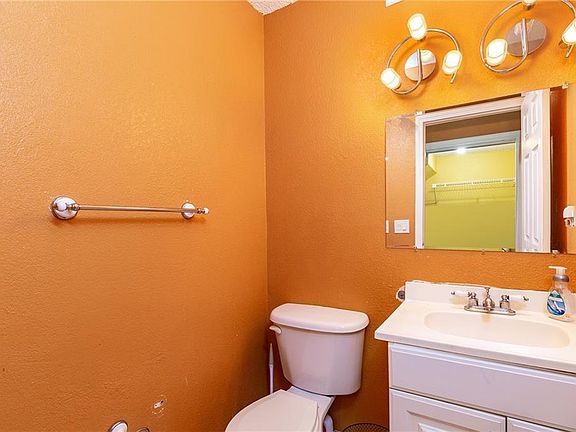 5th image of 14017 Village View Dr