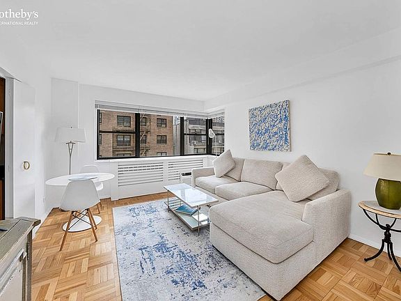 2nd image of 305 E 72nd St APT 5AS