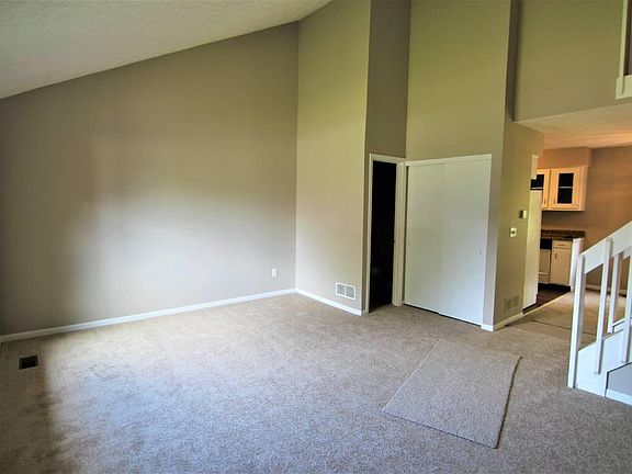 High Ceiling Great Room