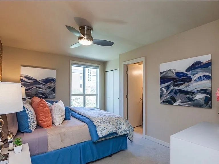 905 Cherry St #405 — Photo 12