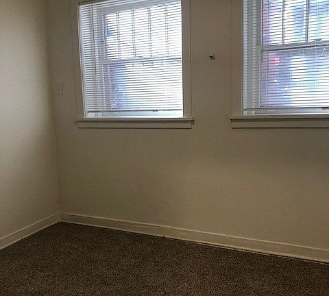 4th image of 1424 Pennsylvania St APT 7