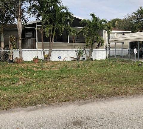 4th image of 4823 Sunny Side Dr