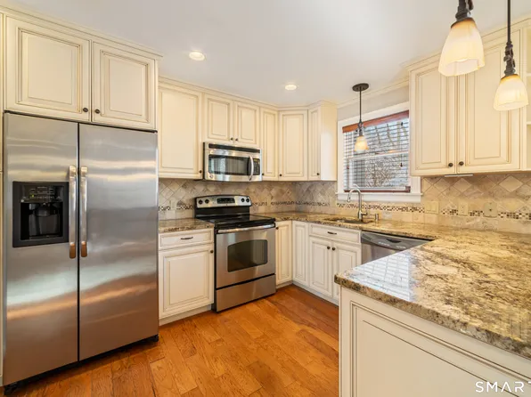 595 Heritage Village #A, Southbury, CT 06488