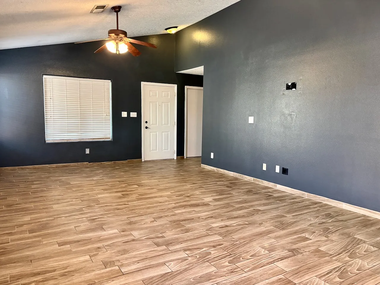 3617 Cameo Drive SW - 1 — Photo 3