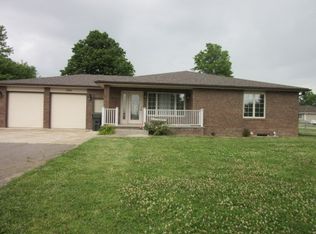 700 Main St, Hallam, NE 68368
