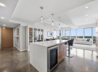 404 E College St #1404, Iowa City, IA 52240