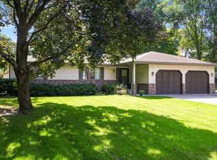 640 Thomas Ave, Shakopee, MN 55379