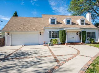 9511 Hatillo Ave, Chatsworth, CA 91311