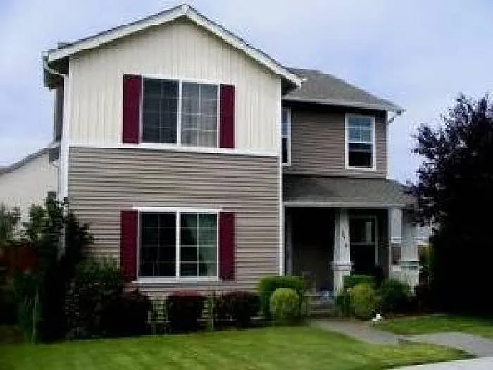 3 bed, 2.5 bath, 2274 sqft, $2,750 — Photo 2