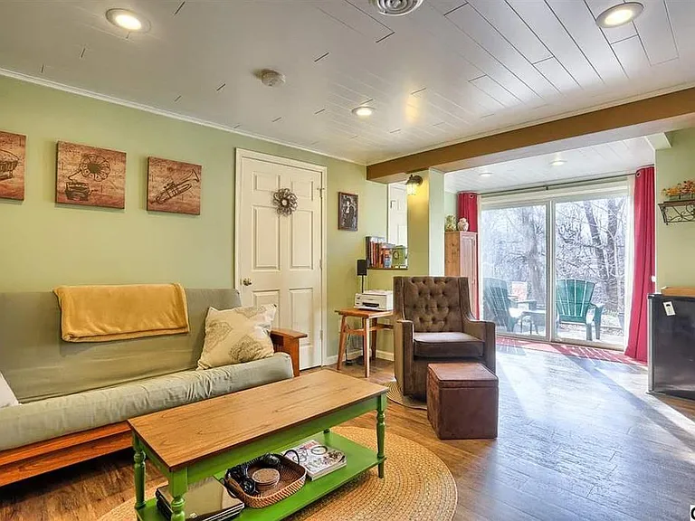 954 Innsbruck Dr — Photo 22