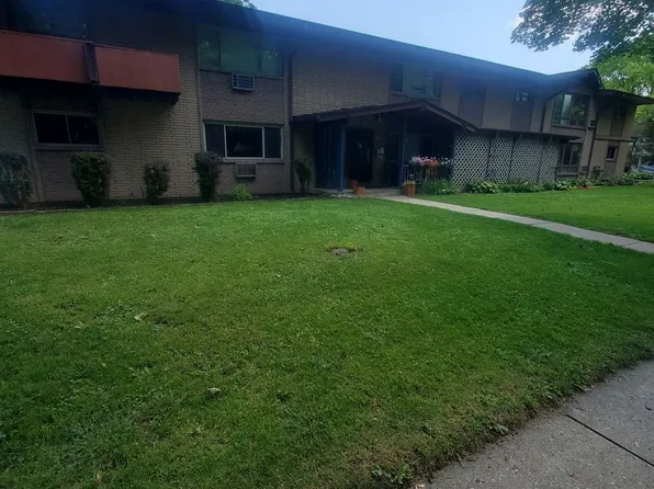 4454 S 14th St, Milwaukee, WI 53221