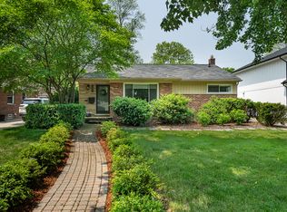 2421 N Vermont Ave, Royal Oak, MI 48073