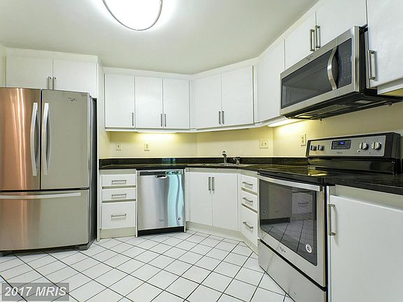 5th image of 5600 Wisconsin Ave APT 1504