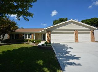 913 Haversham Dr, Saint Charles, MO