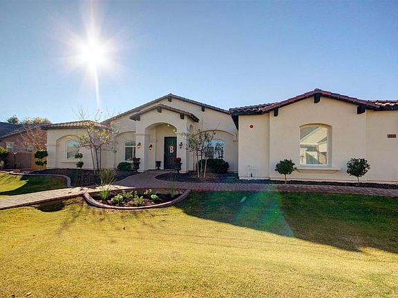 3rd image of 4243 E Estrella Ct