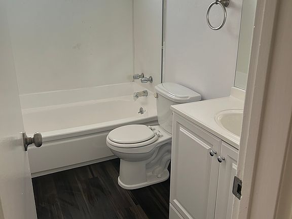 3rd image of 1249 S Orange St APT 106