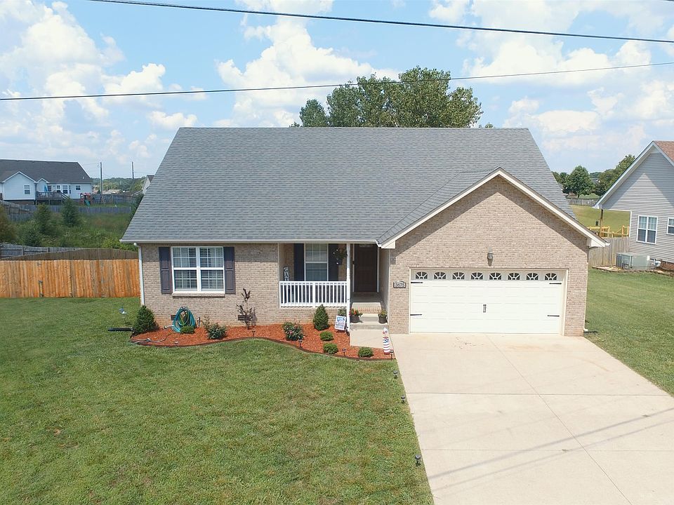 1st image of 3675 Fieldstone Dr