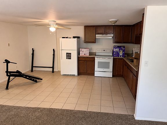 4th image of 588 Saginaw St APT 1