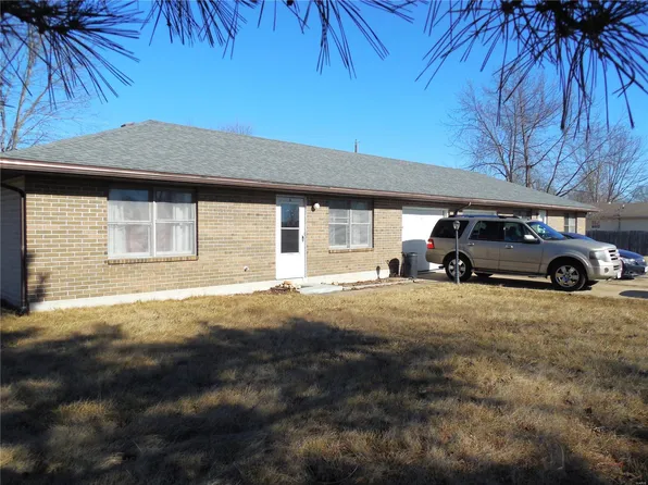 1503 W Springfield St, Saint James, MO 65559