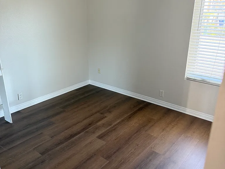 1160 E Washington Ave #3 — Photo 9